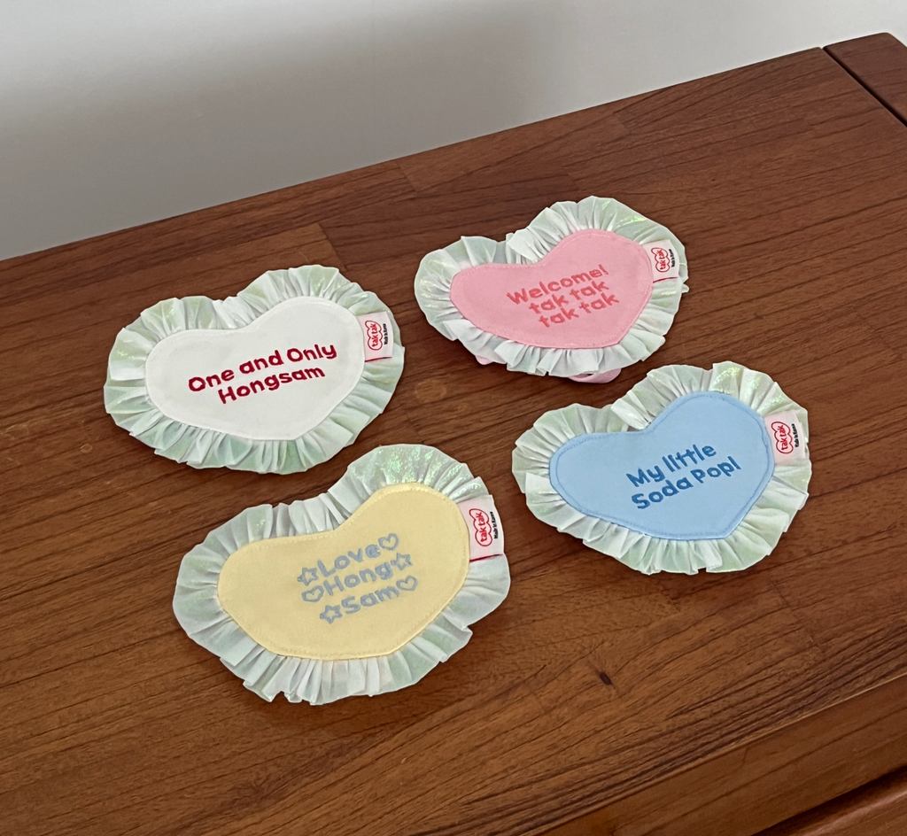 tak!tak!tak!tak!｜heart series_ love bib 愛心蕾絲圍兜（可繡字）