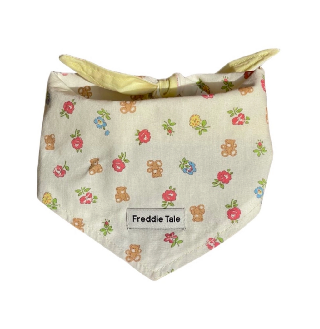 FreddieTale｜Bear in Bloom Bandana 小熊花朵領巾