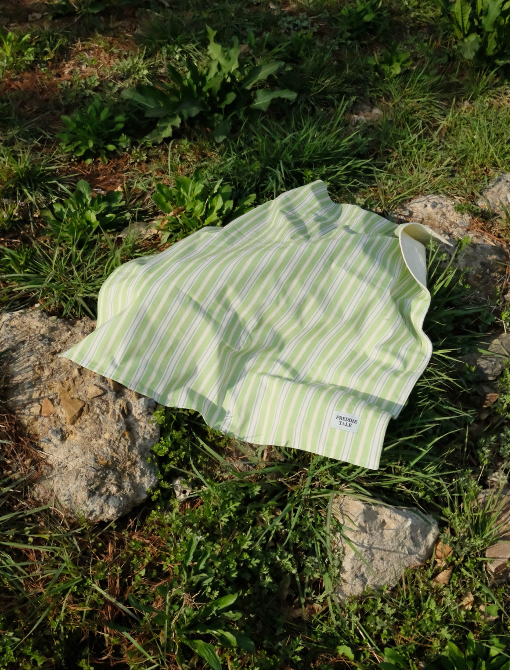 FreddieTale｜Striped blanket 條紋小毯子（2色）