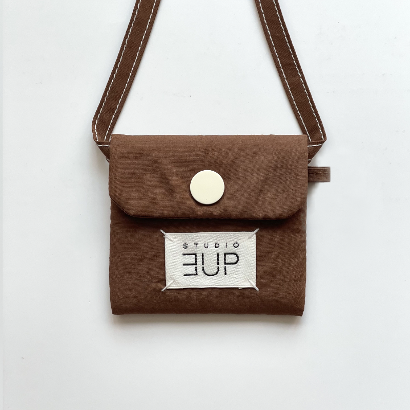 Studio3Up｜可斜背迷你便便包｜PRETZEL comfy poopbag