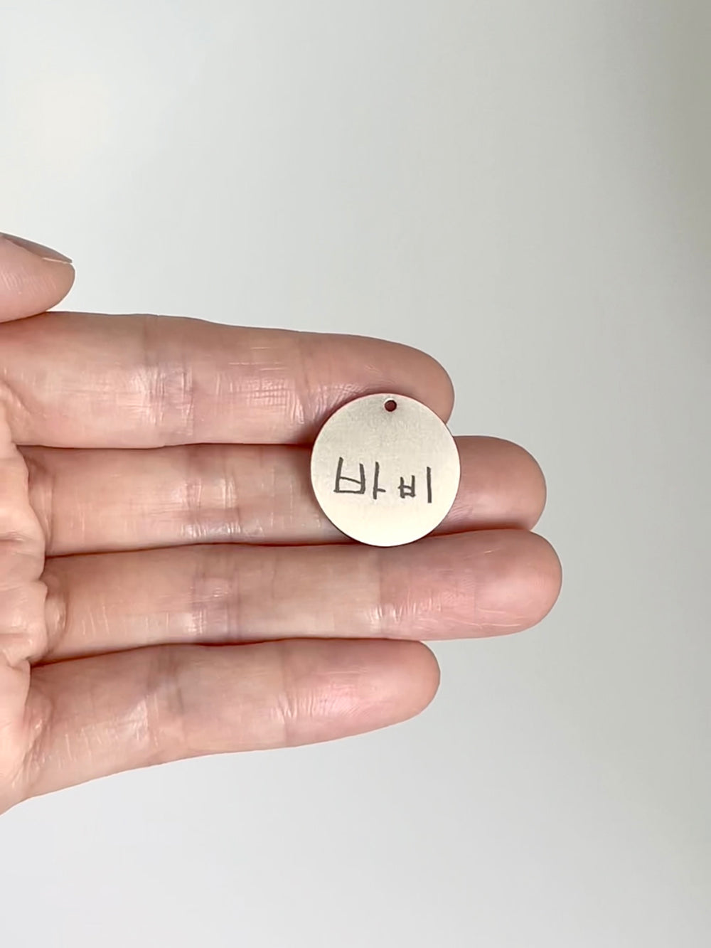 Studio3Up｜圓形手寫風吊牌｜CIRCLE name tag