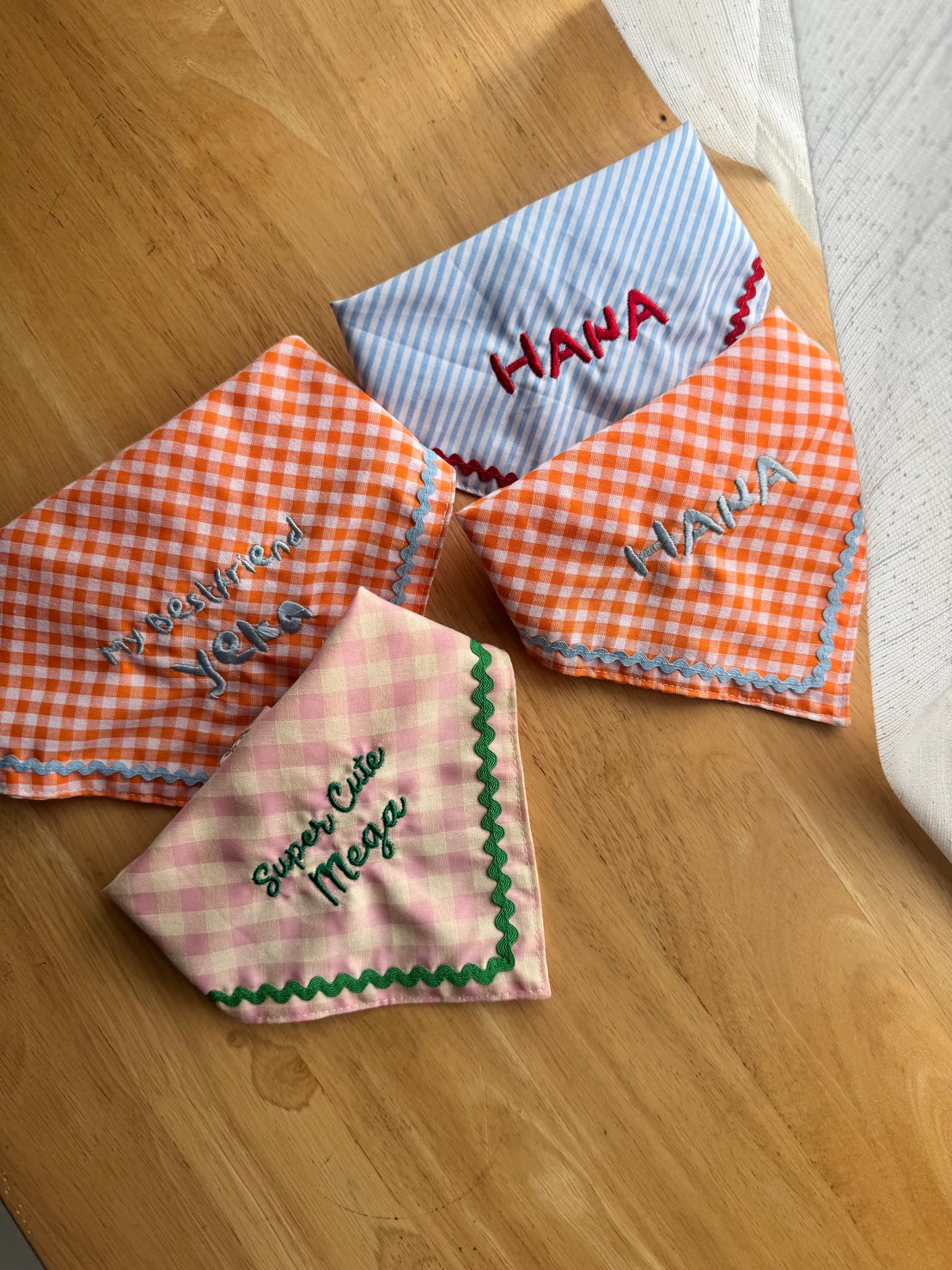 代購｜泰國小眾手工刺繡領巾-Drop3